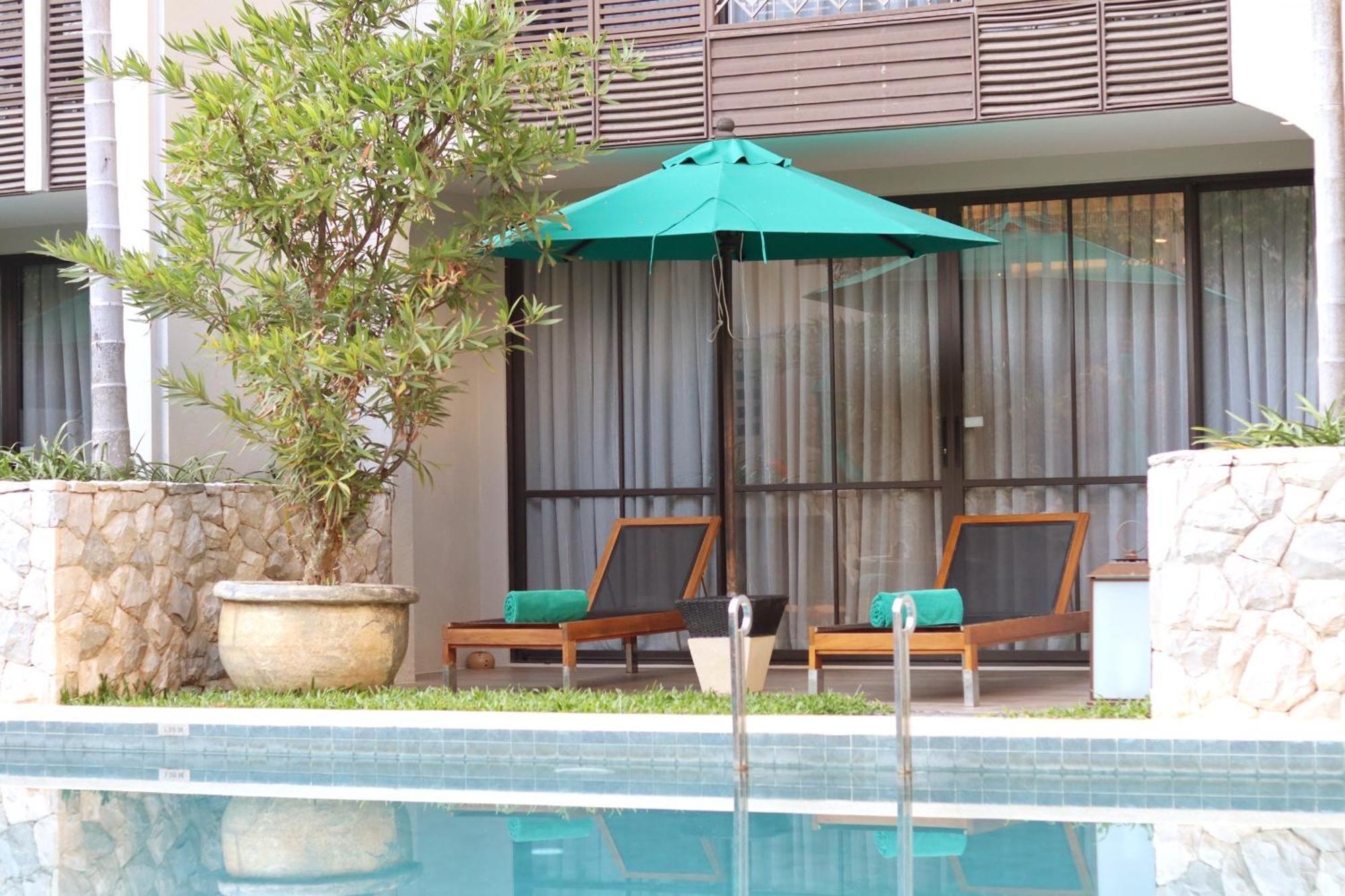 Maladee Rendezvous Hotel Чиангмай Екстериор снимка
